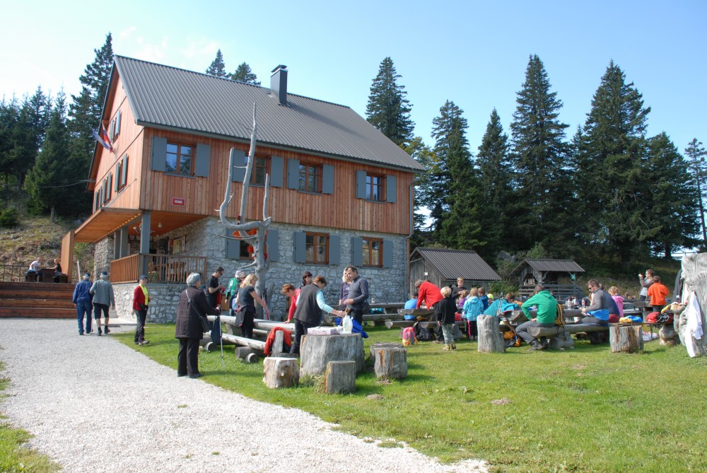 Pozivi društvom s planinskimi kočami - certifikati in svetovalna pisarna