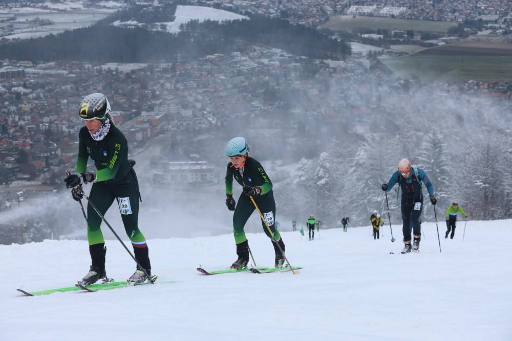 Klara Velepec in Klemen Španring državna prvaka v vzponu na Lumarjevem vertikalu 2025